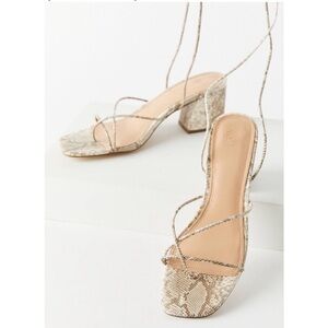 -Urban Outfitters Alexa Snake Tan/Brown Tie strap Sandals- Size 9M As Is